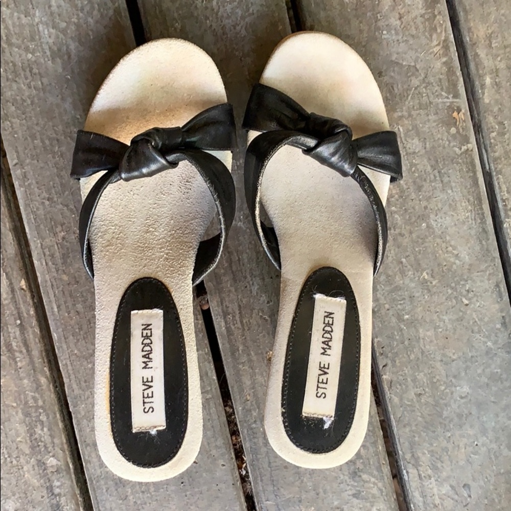Steve Madden clogs